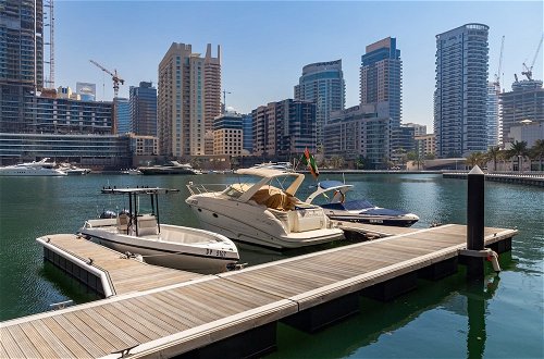 Photo 16 - Cozy and Stylish 1BR Apartment in Dubai Marina