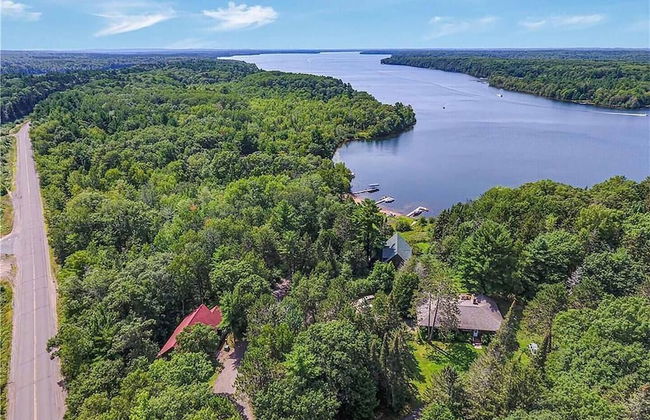 Bayshore Retreat - Photo 55