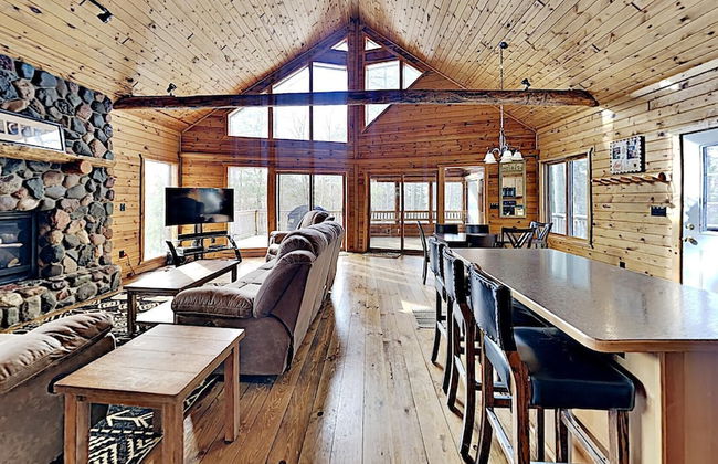 Bayshore Retreat - Photo 13