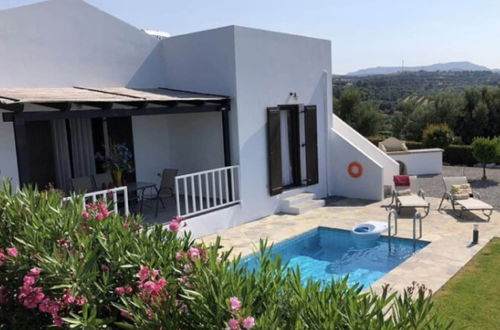 Foto 34 - Cozy Villa With Pool and Parasol in Kirianna