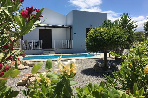 Photo 21 - Cozy Villa With Pool and Parasol in Kirianna