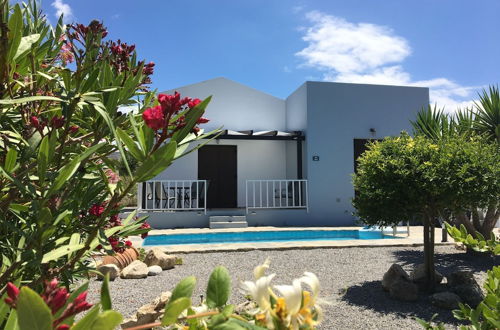 Photo 24 - Cozy Villa With Pool and Parasol in Kirianna