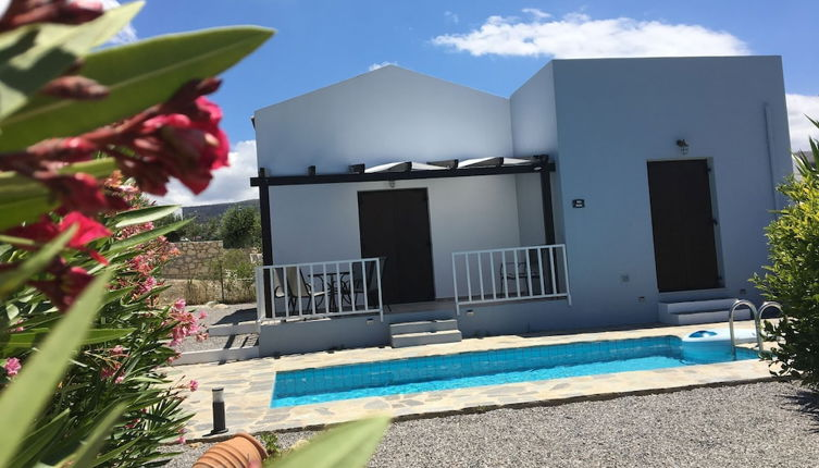 Foto 1 - Cozy Villa With Pool and Parasol in Kirianna
