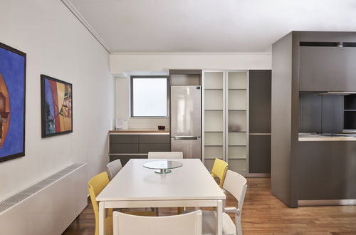 Foto 4 - Contemporary Comfy Apt