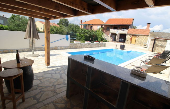 Charming Villa in Poličnik with Swimming Pool - Foto 12