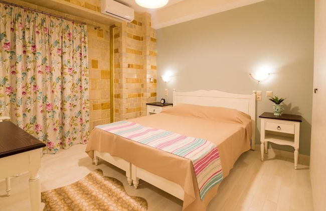 Nikolas Villas Kamilari - Photo 5