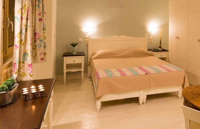 Nikolas Villas Kamilari - Photo 2