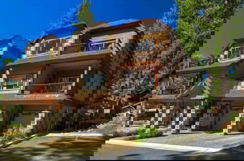 Foto 1 - Tahoe Woods Villa - Walk to Beach and Gondola/ Heavenly Ski
