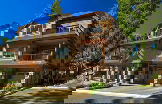Foto 1 - Tahoe Woods Villa - Walk to Beach and Gondola/ Heavenly Ski
