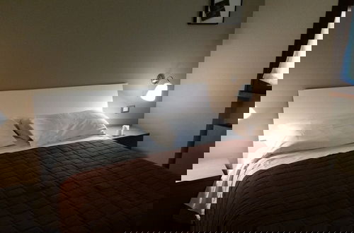 Photo 6 - Seclusive Apartment in Sirmione near Lake