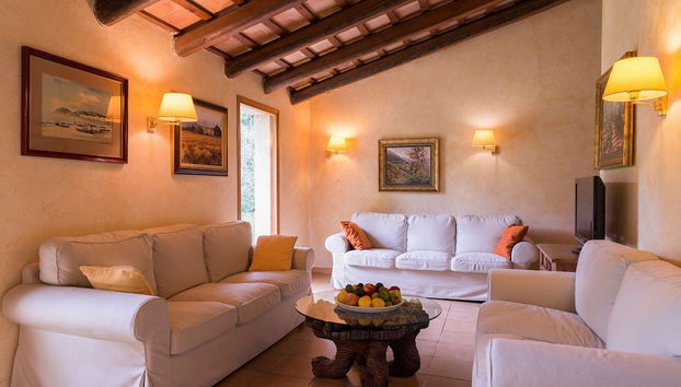 Coin salon dans le hall