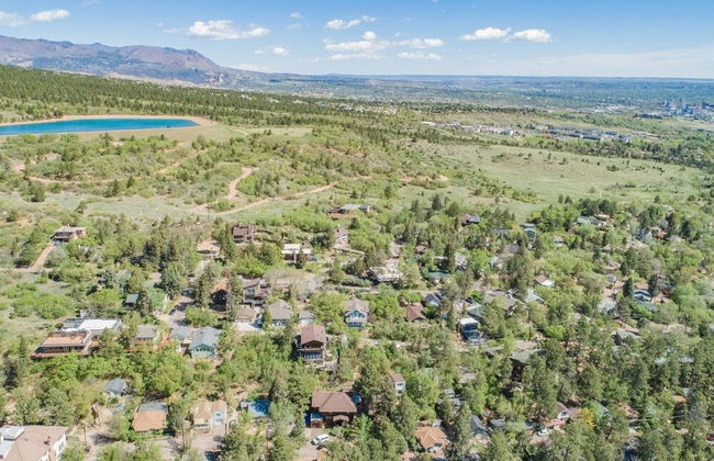 2brcheyenne Cañon Minutes to Hiking and Zoo - Photo 30