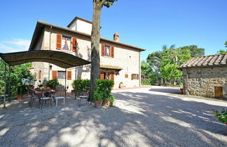 Photo 1 - Belvilla by OYO Balmy Villa in Cortona With Pool