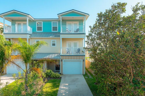 Photo 38 - Luxury Living - Modern Beach Townhouse