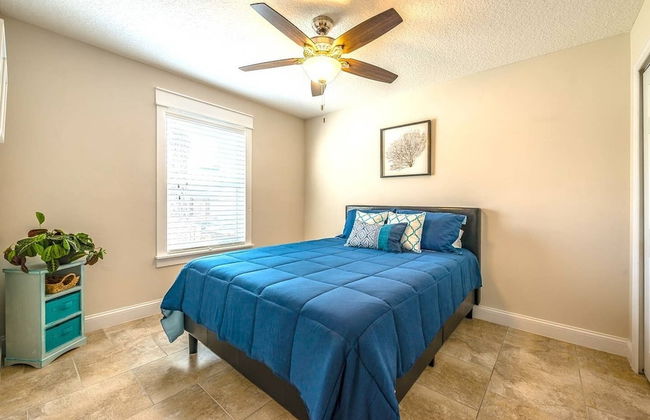 Luxury Living - Modern Beach Townhouse - Photo 10