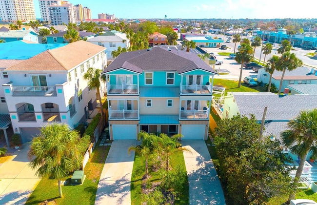 Luxury Living - Modern Beach Townhouse - Photo 49