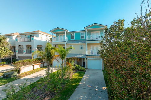 Photo 40 - Luxury Living - Modern Beach Townhouse