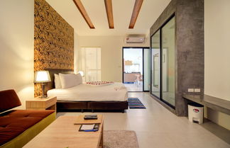 Photo 3 - Baan Rawee Apartments