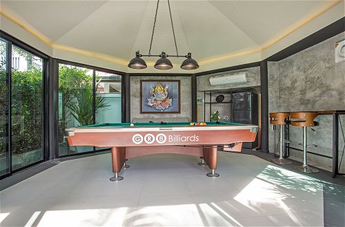 Photo 10 - Pool Villa 3br with Gym and Billiard