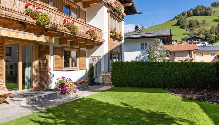 Photo 1 - Voluminous Apartment near Ski Slopes in Maria Alm