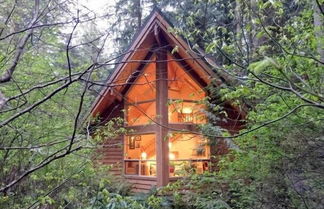 Photo 1 - Mt Baker Lodging Cabin 4 - Sleeps 5