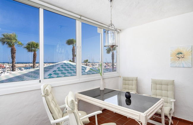 Stunning apartment in Puerto Marina - Photo 15