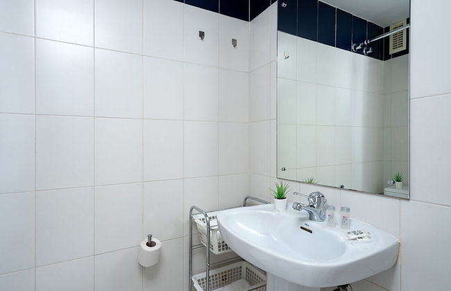 Stunning apartment in Puerto Marina - Photo 16