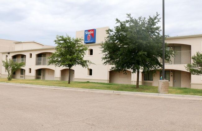 Studio 6 Lubbock, TX - Medical Center - Photo 36