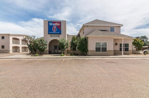 Photo 34 - Studio 6 Lubbock, TX - Medical Center