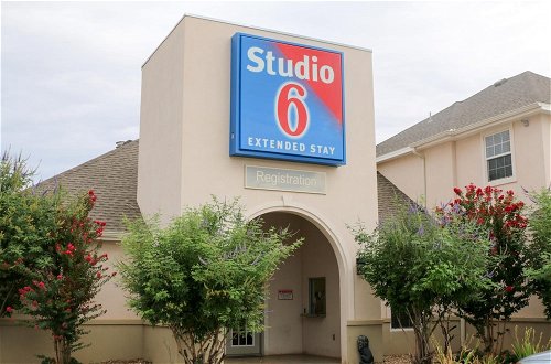 Photo 37 - Studio 6 Lubbock, TX - Medical Center