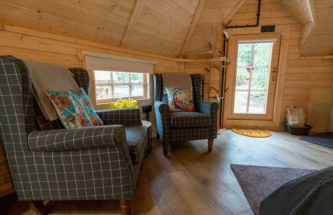 1-bed Cabin, 2 Adults, Outdoor Bath & Wood Burner - Foto 7