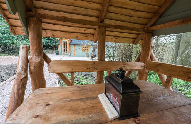 1-bed Cabin, 2 Adults, Outdoor Bath & Wood Burner - Foto 8