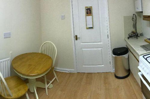 Photo 10 - 42 Beaumont Rise Rental - Worksop