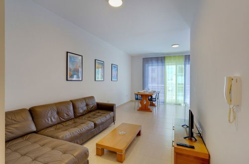 Photo 14 - Cosy 1 Bedroom Sliema Apartment, Best Location