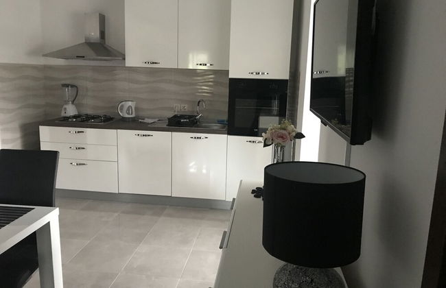 Comfortable 2 Bedroom Apartment - Photo 6