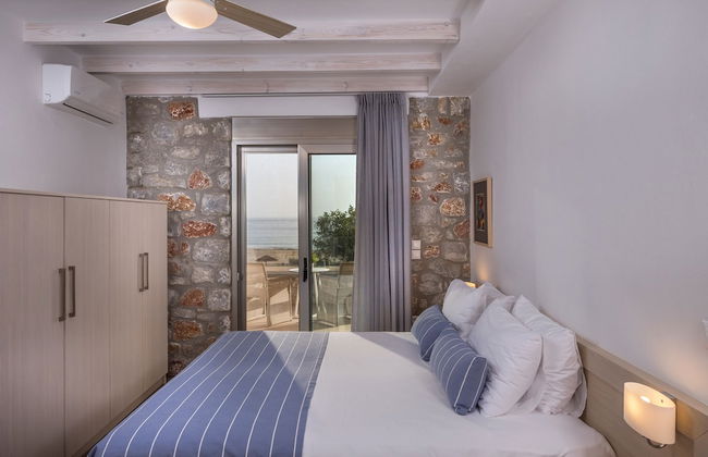 Cedar Bay Beachside Villas - Photo 55