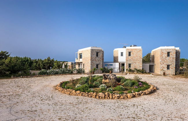 Cedar Bay Beachside Villas - Photo 12