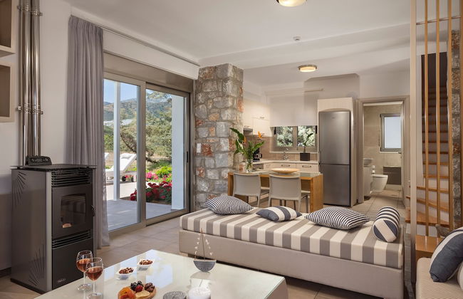 Cedar Bay Beachside Villas - Photo 32