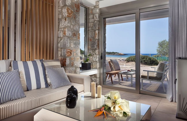 Cedar Bay Beachside Villas - Photo 14