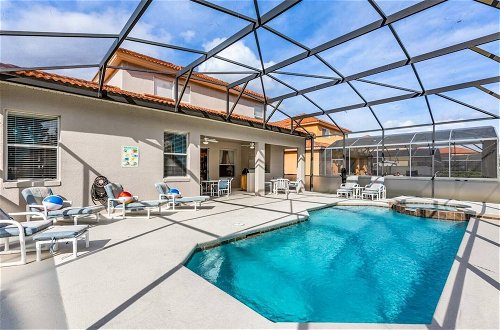 Photo 18 - Stunning 5-bed Villa With Pool, Disney Area