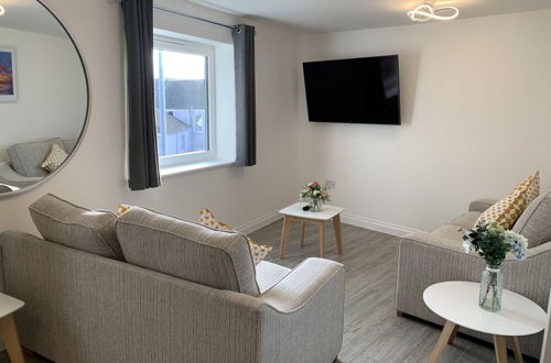 Photo 10 - 2 Bed- Harmony Court Luxury 2 bed Apartment