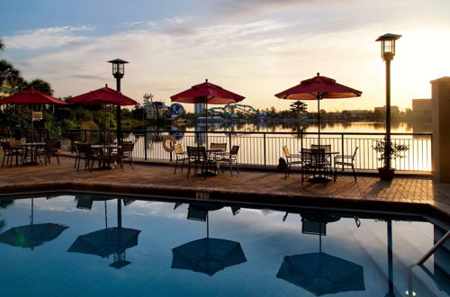 Photo 15 - Ramada Plaza Resort & Suites by Wyndham Orlando Intl Drive