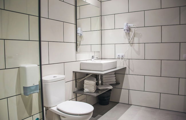 Pins Platja Apartments - Photo 37