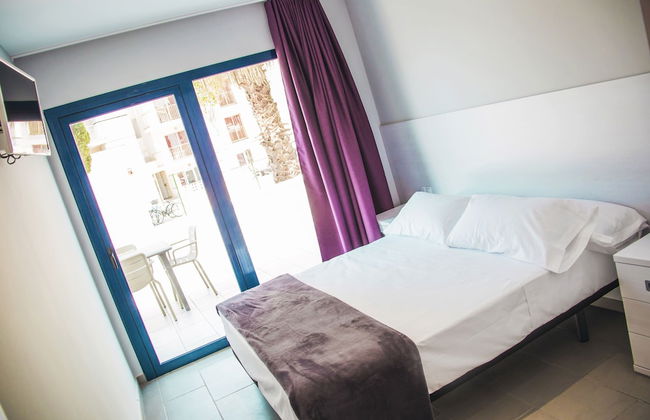 Pins Platja Apartments - Photo 16