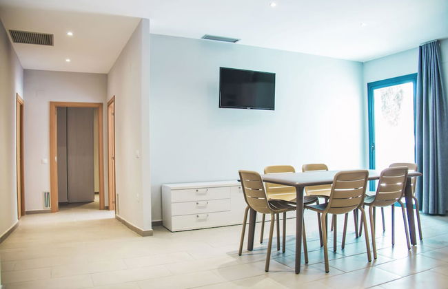 Pins Platja Apartments - Photo 26