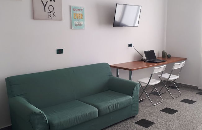 Business Home - Photo 31