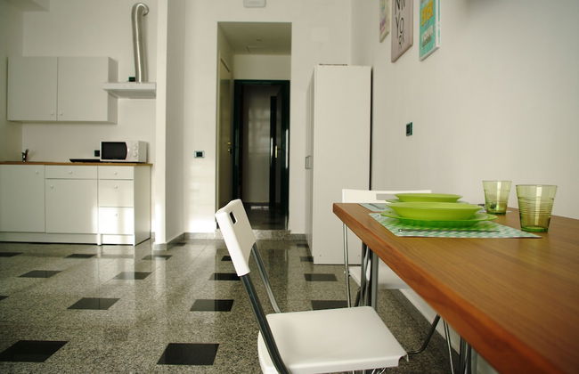 Business Home - Photo 32