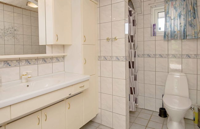 9 Person Holiday Home in Blavand - Foto 19