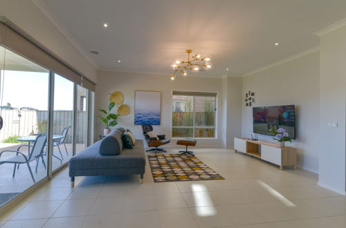 Photo 1 - Luxury Waterfront Grand Villa in Melbourne