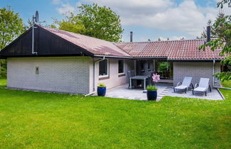 Foto 1 - 6 Person Holiday Home in Ulfborg